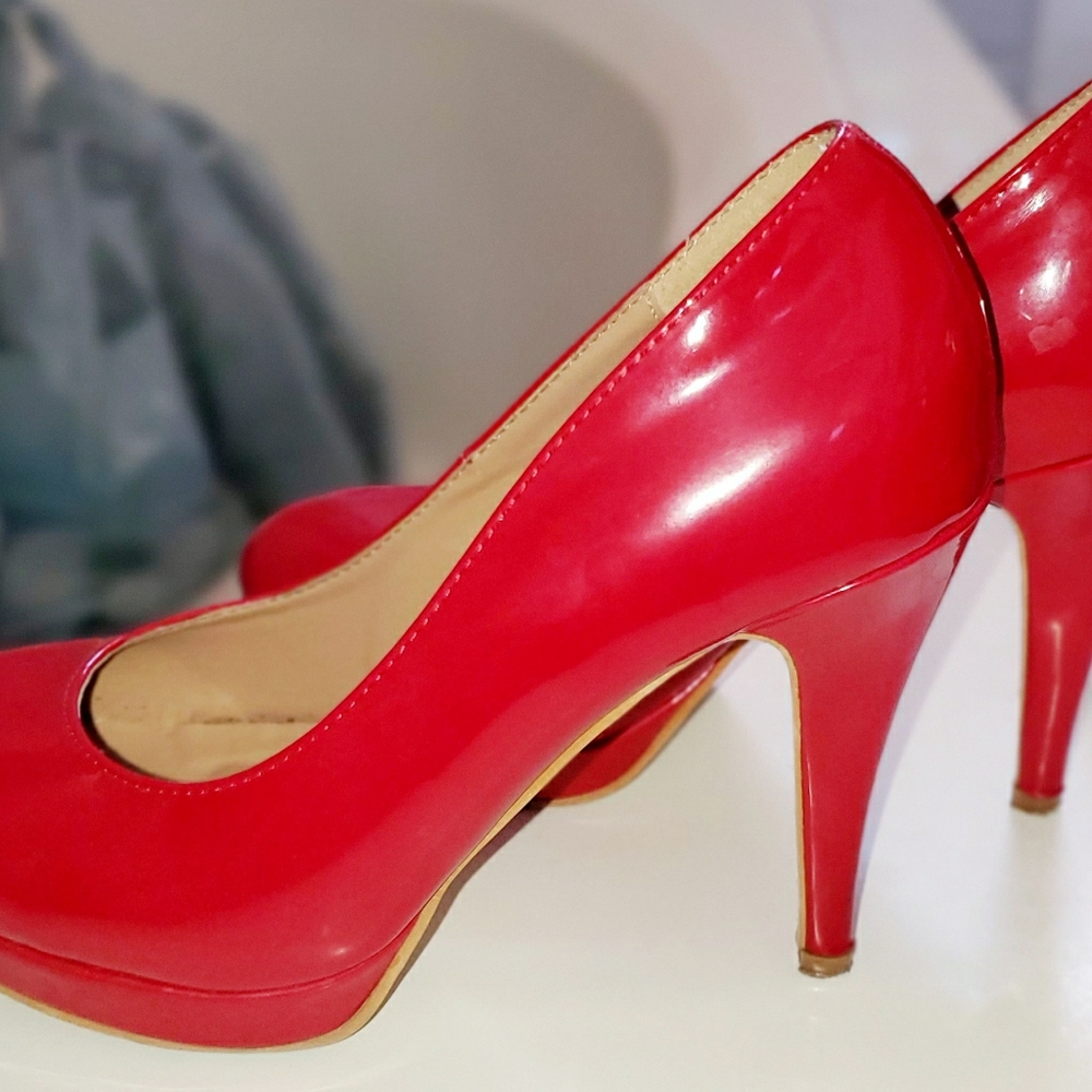 red stilettos